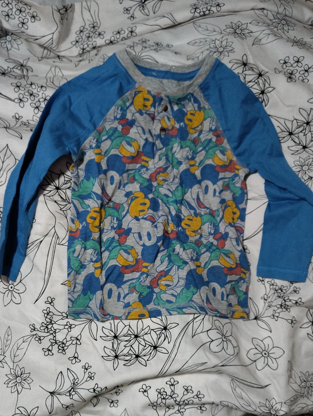 Nwot Disney Multicolor Mickey Long Sleeve Shirt - Blue Sleeves 2t $25